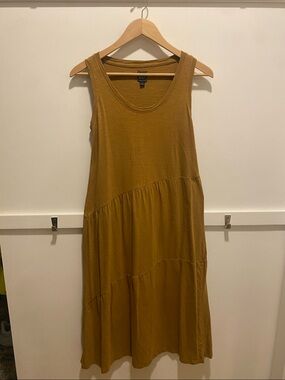 GAP Sleeveless Tiered Midi Dress in tobacco-XS